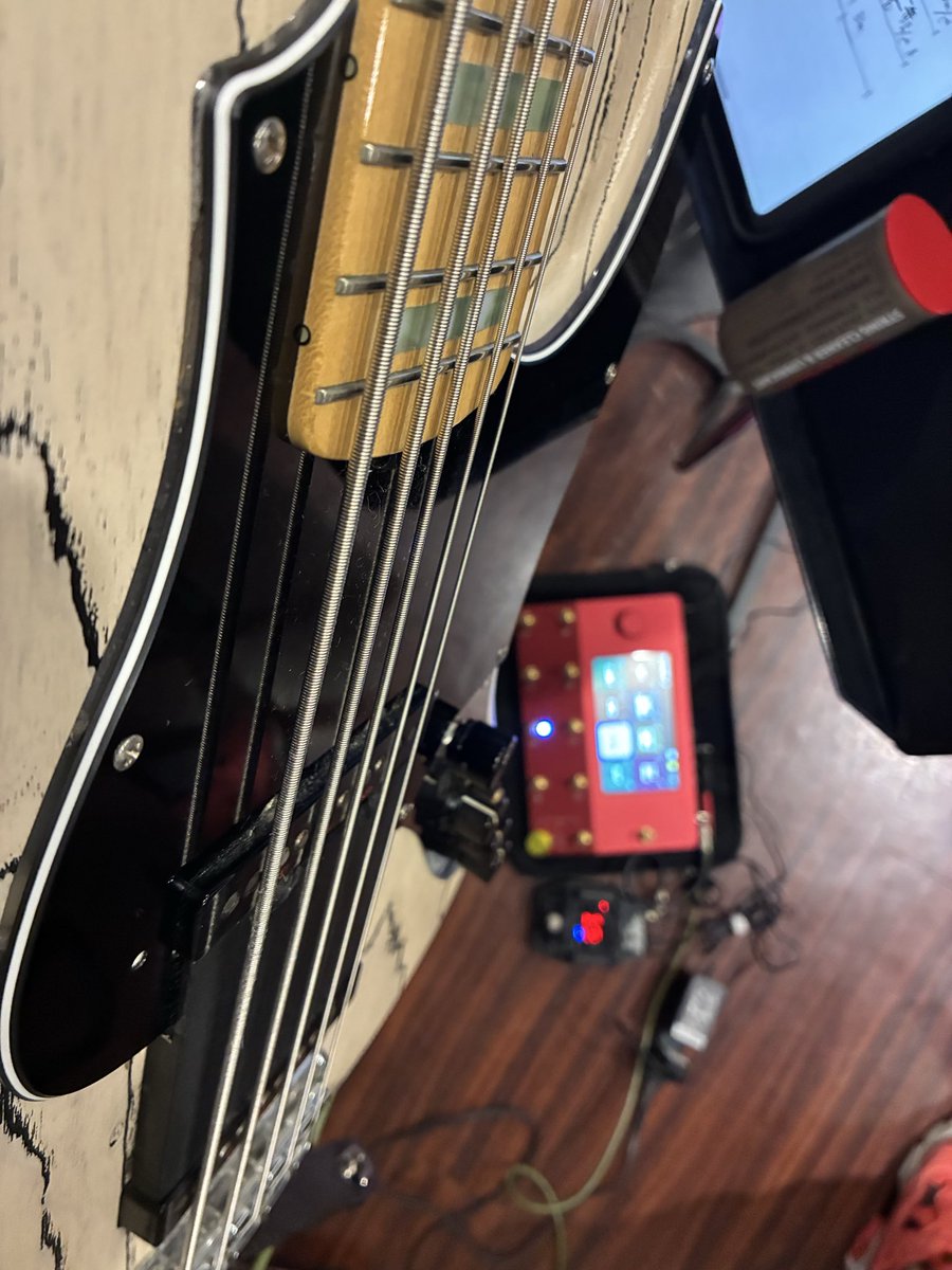 raimu_5strings's tweet image. リハでした✋
引き続きツーマンツアー
「真・極彩色の悪夢」ツアーファイナルもANCIENT MYTHさんのサポートさせて頂きます!!
10/19吉祥寺クレッシェンドもよろしくお願いいたします!!