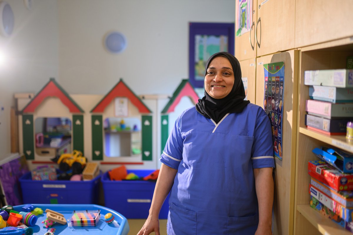 gloshospitals's tweet image. As part of National Work Life Week, we’re sharing quotes from colleagues about how flexible working has made a difference.

🗣️“I love my role as a Children’s Nurse- flexible working and great teamwork, makes it so rewarding.” Toheed.

#WorkLifeWeek #FlexForAll