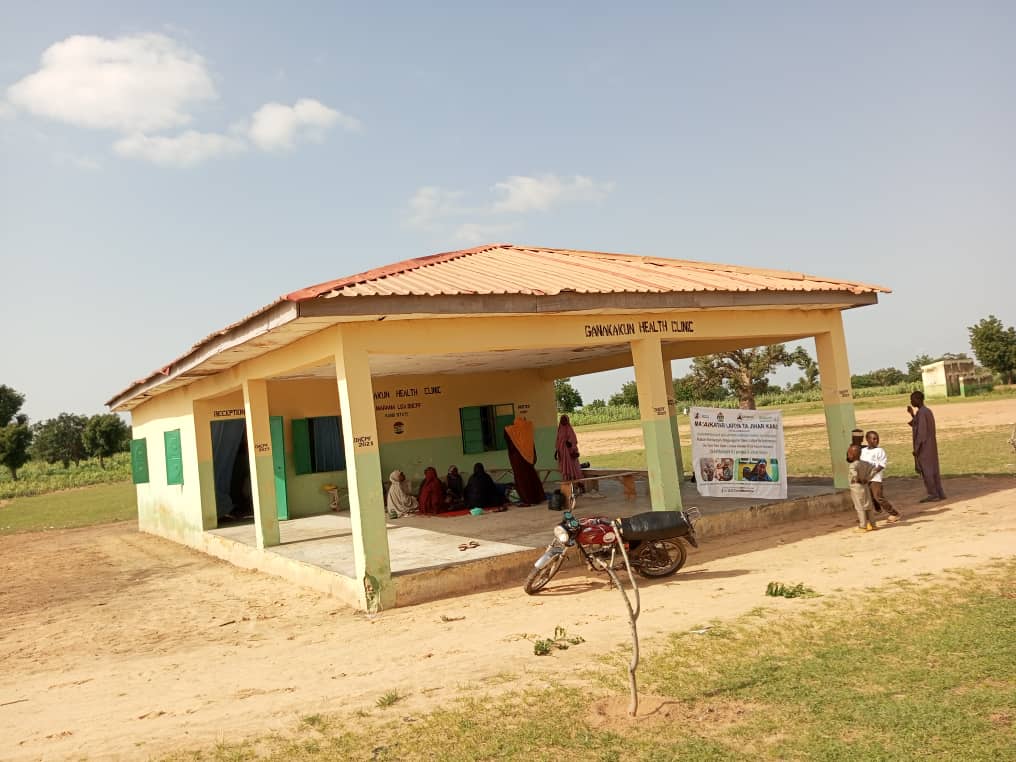 TrackaNG's tweet image. As one of the revitalized PHCs by the current administration, we visited Ganakakum Health Clinic, Madarin Mata ward of Warawa LGA, Kano State to conduct an assessment of the work done on the facility in August 2025.
We observed that the facility has been renovated with…