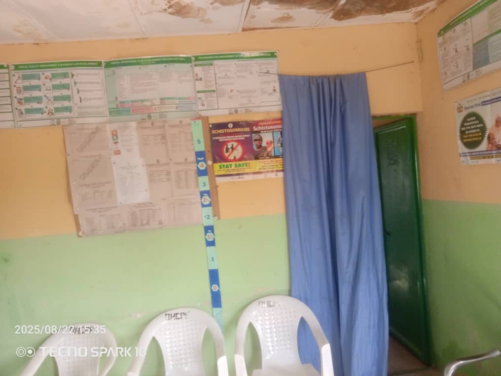 TrackaNG's tweet image. As one of the revitalized PHCs by the current administration, we visited Ganakakum Health Clinic, Madarin Mata ward of Warawa LGA, Kano State to conduct an assessment of the work done on the facility in August 2025.
We observed that the facility has been renovated with…