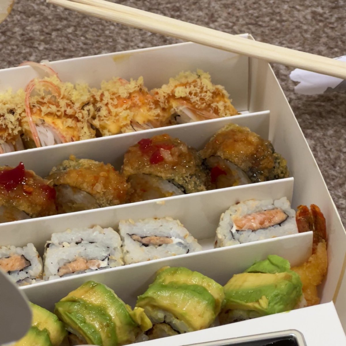 الصحفية خوخي (@lkulud) on Twitter photo 