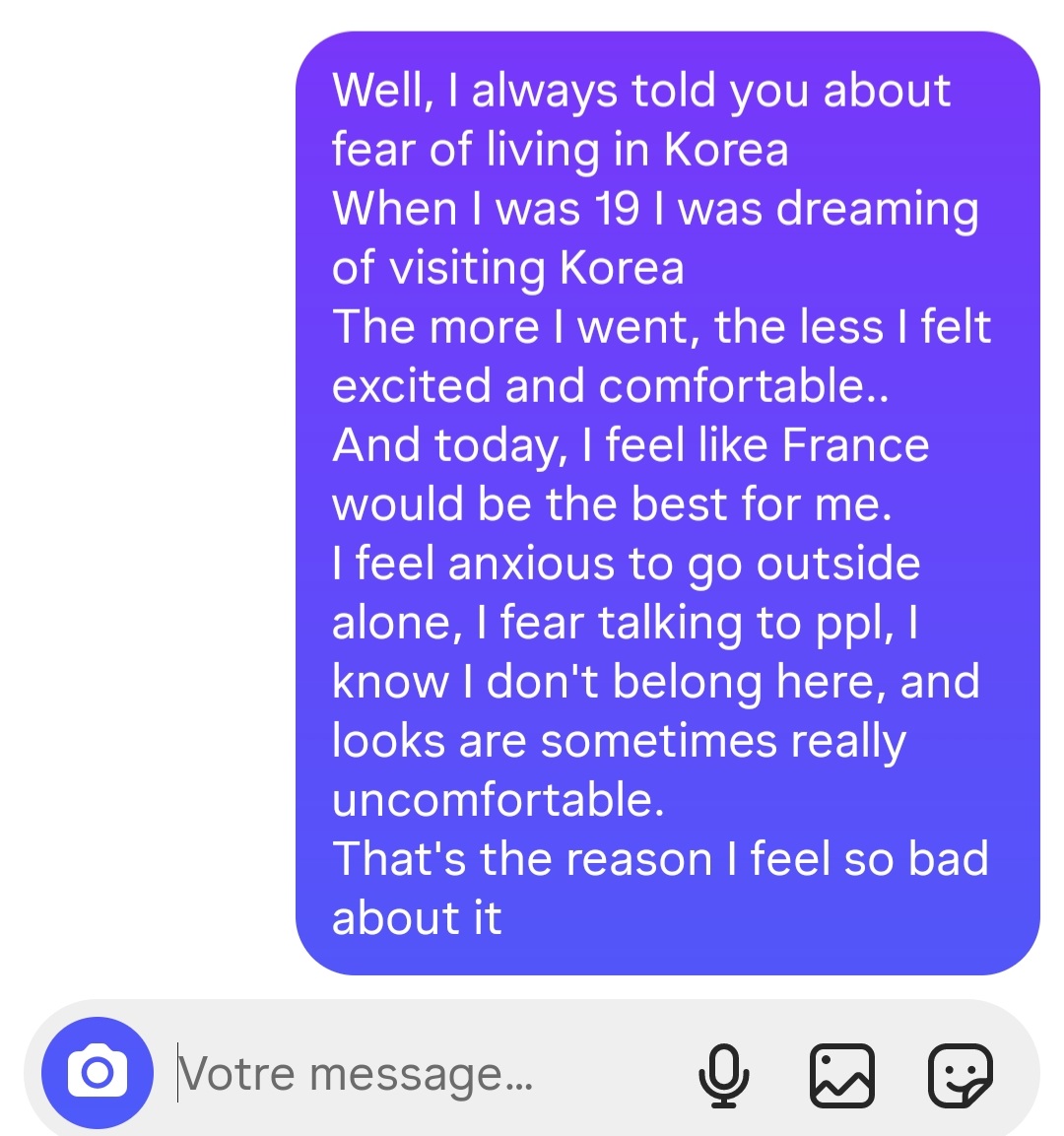 LimiDream's tweet photo. L'enthousiasme n'est plus là, mais est-ce une raison d'abandonner ? 
Est-ce que je vais vraiment tout lâcher pour tenter l'aventure ? 
Je vous avoue que j'ai besoin de faire le point mais que j'ai pas envie de lui faire du mal. https://t.co/ofKi2yhN76