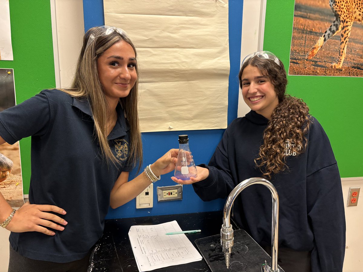 mpsjscience's tweet image. Some more pictures from our Gr 10 Scientists investigating the Law of Conservation of Mass. #mpsjscience @MPSJ_TCDSB
