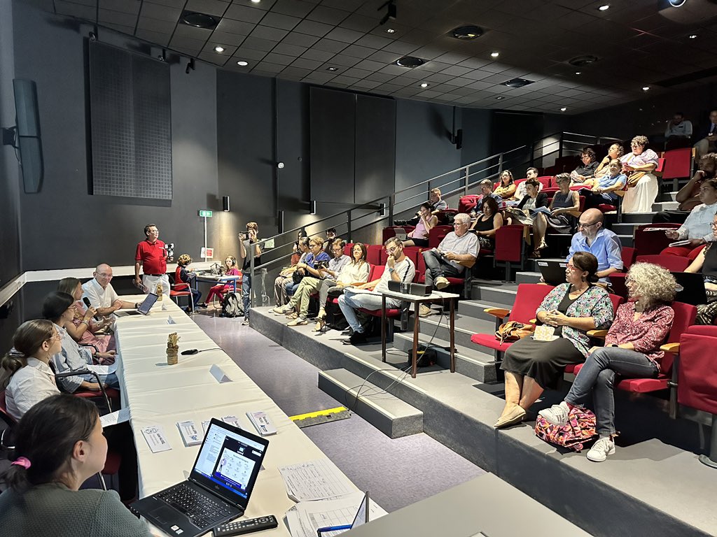 Académie de La Réunion tweet media