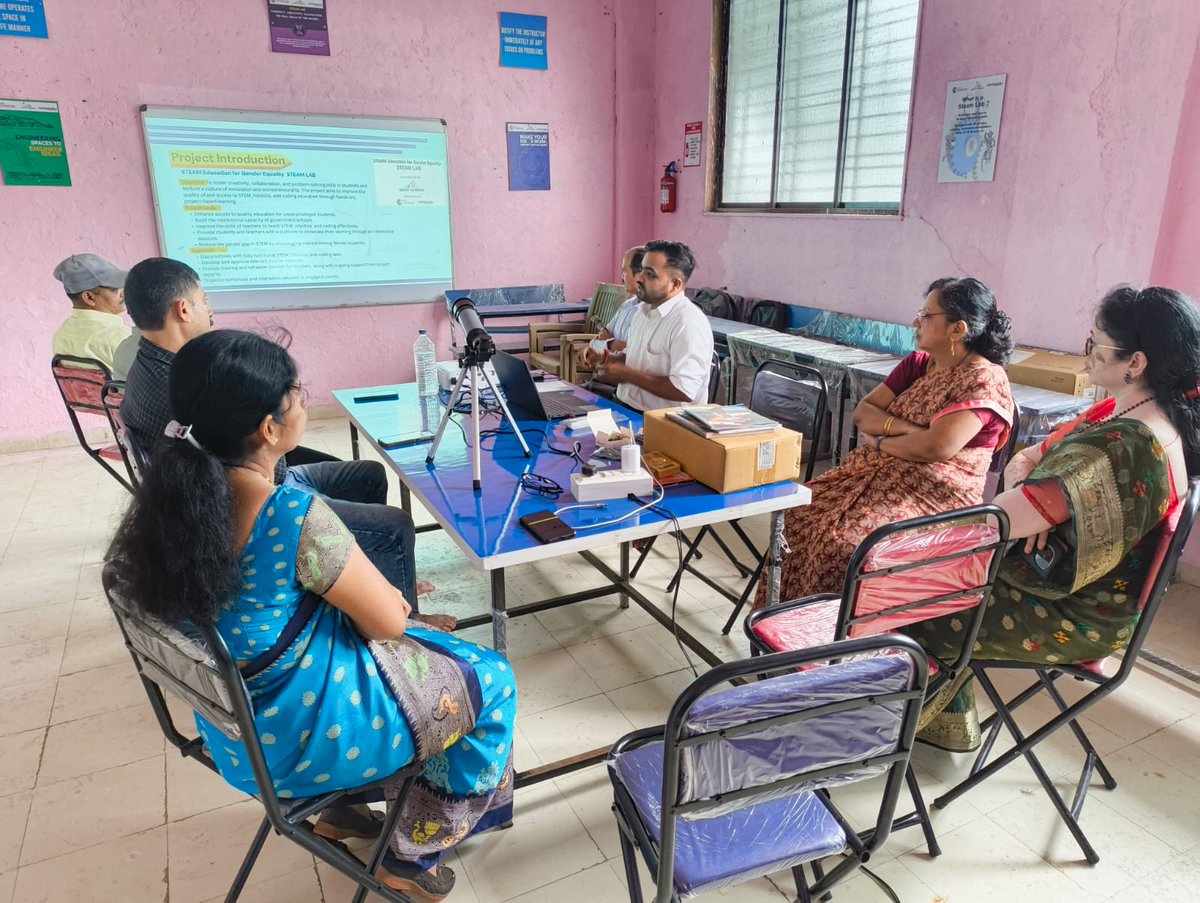 As part of our STE(A)M project supported by 𝗦𝗮𝗶𝗻𝘁-𝗚𝗼𝗯𝗮𝗶𝗻 and 𝗜𝗙𝗖𝗖𝗜, our Mumbai team hosted 𝗤𝘂𝗮𝗿𝘁𝗲𝗿𝗹𝘆 𝗧𝗲𝗮𝗰𝗵𝗲𝗿 𝗥𝗲𝘃𝗶𝗲𝘄 𝗠𝗲𝗲𝘁𝗶𝗻𝗴𝘀 and 𝗦𝗧𝗘(𝗔)𝗠 𝗦𝗲𝘀𝘀𝗶𝗼𝗻𝘀 at our 𝗔𝗺𝗯𝗲𝗿𝗻𝗮𝘁𝗵 and 𝗔𝗻𝗱𝗵𝗲𝗿𝗶 𝗹𝗼𝗰𝗮𝘁𝗶𝗼𝗻𝘀.