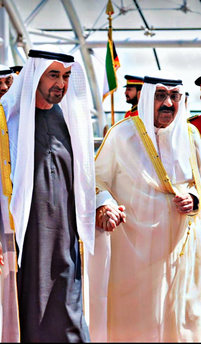 مرحبا الساااع يابو خالد 
نورت الدار ♥️🇦🇪🇰🇼♥️
#محمد_بن_زايد