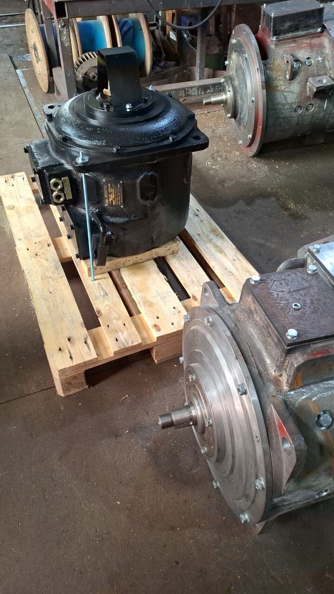 AgentWholesale's tweet photo. #engine #motor for #mining #mine #locomotive https://t.co/d94TmFAJuP