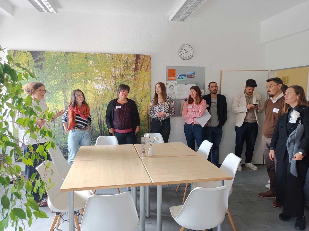 LMI4VET's tweet photo. Transnational Project Meeting in Frankfurt
On 16–17 Sept, we held the first in-person LMI4VET Transnational Meeting in Frankfurt with 22 participants from 5 countries! Two days of workshops, experience exchange &amp; visits to local third-sector orgs to inspire our networks. https://t.co/7R9YvdfZtm