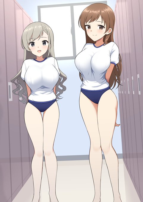 skebにてご依頼をいただき、 「更衣室で体操服姿から脱いでいくはーちゃん&美波さん」 を描かせていただきました!