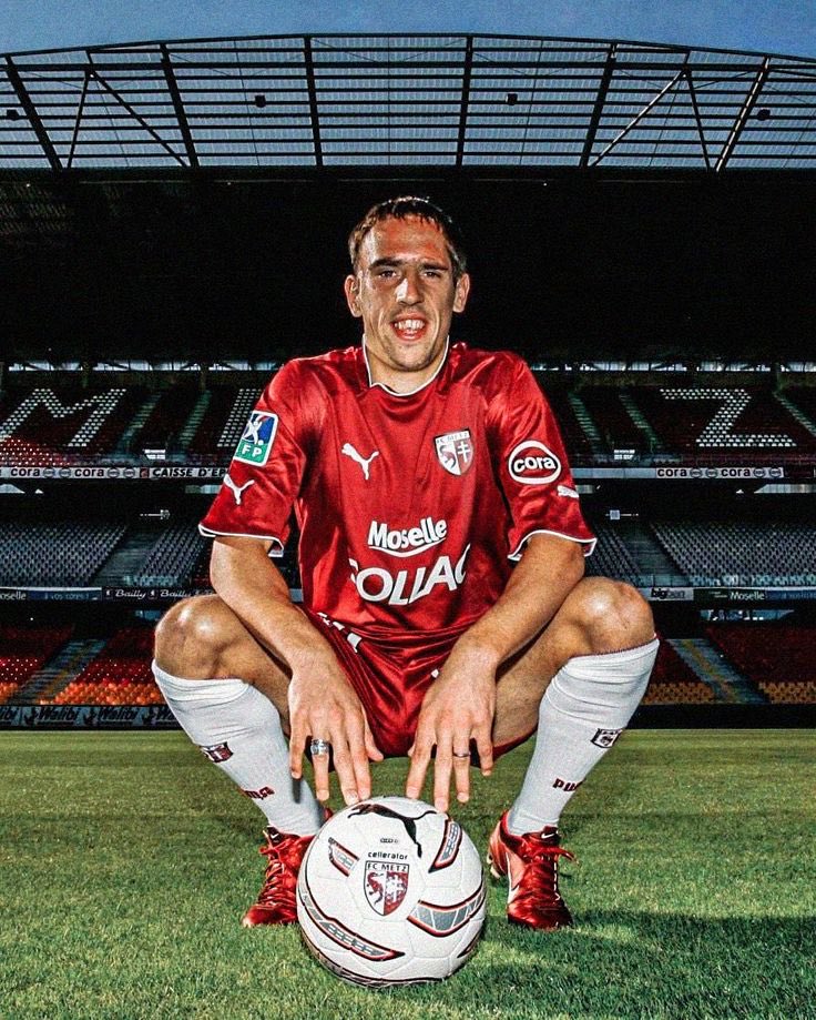 futnostalgico's tweet photo. Franck Ribéry no Metz 🤩🇫🇷

Nostálgico! https://t.co/I3RMETM6pc