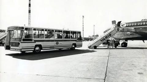#BusesDeAeropuertos Autobuses Mercedes Benz diseñados para transportar pasajeros en pista