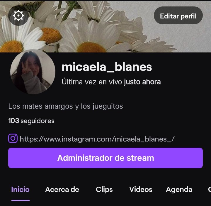 Lau_blanes's tweet photo. MUCHÍSIMAS GRACIAS AL MIS 100 SEGUIDORES!!!!  Los quiero un montón gracias por bancarme ❤️☺️ https://t.co/0Puf1Dj5ZG