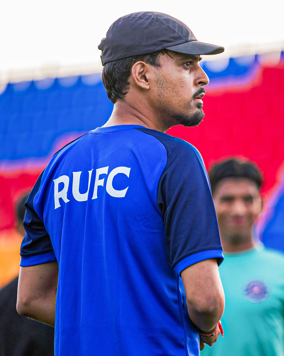 RajasthanUnited's tweet image. Reserve team coaches in blue, straight on the pitch and already setting the tempo 🥁⚡️

 #rufcacademy #newcoaches #newfaces #inaction #inblue #desertwarriors #newhype