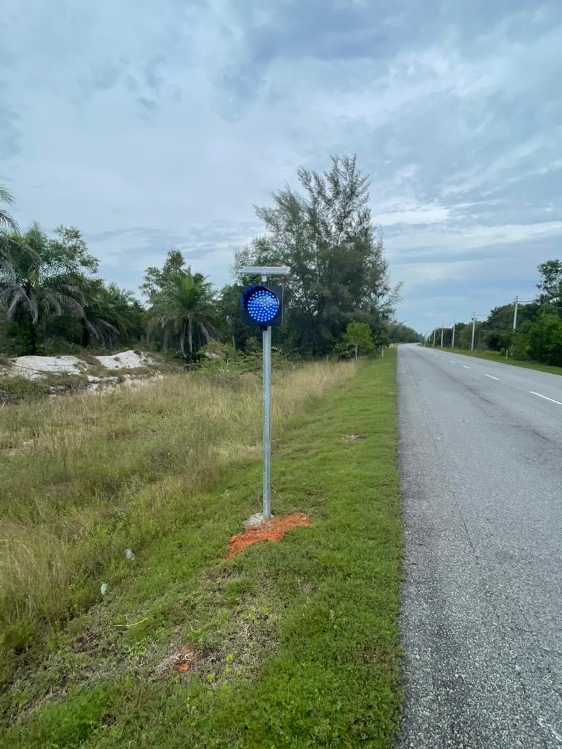 8 OKTOBER 2025   I   RABU

Kerja2 pemasangan lampu amaran baharu telah siap dilaksanakan di kawasan kemalangan Kg Kuala Setiu. Inisiatif ini dilaksanakan bagi meningkatkan tahap keselamatan &amp; memberi peringatan awal kpd pengguna jalan raya yg melalui kawasan berisiko tinggi.