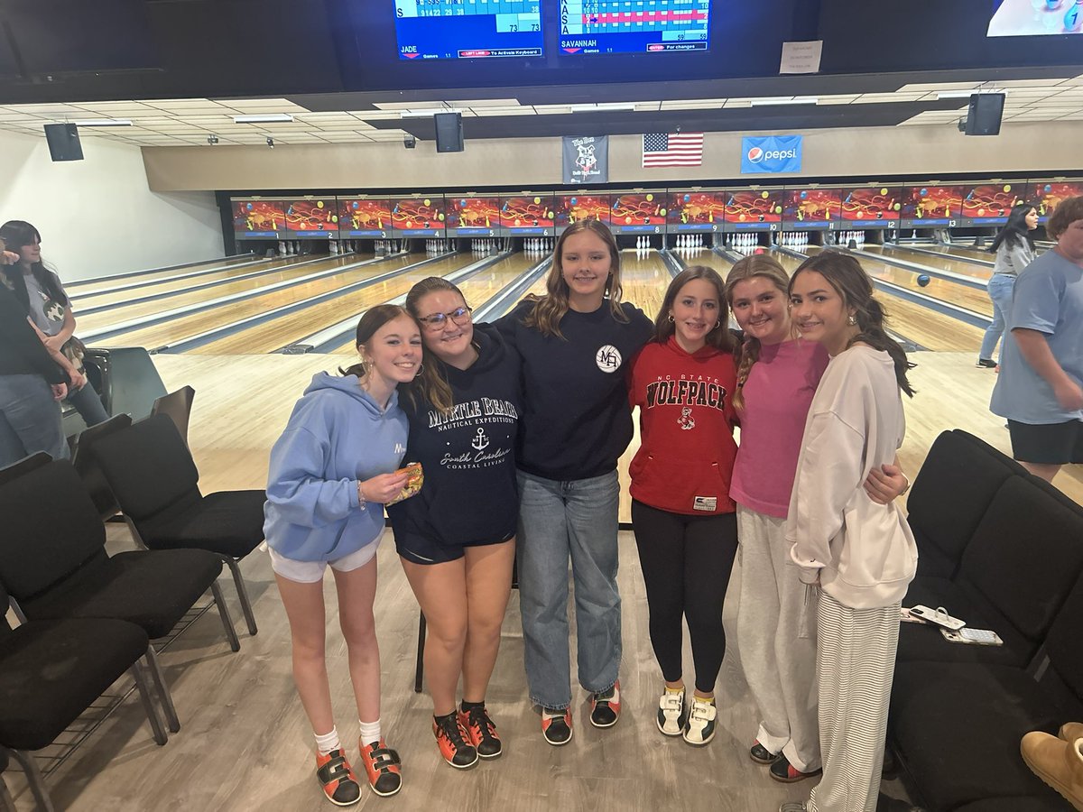 Sarah Knott tweet media