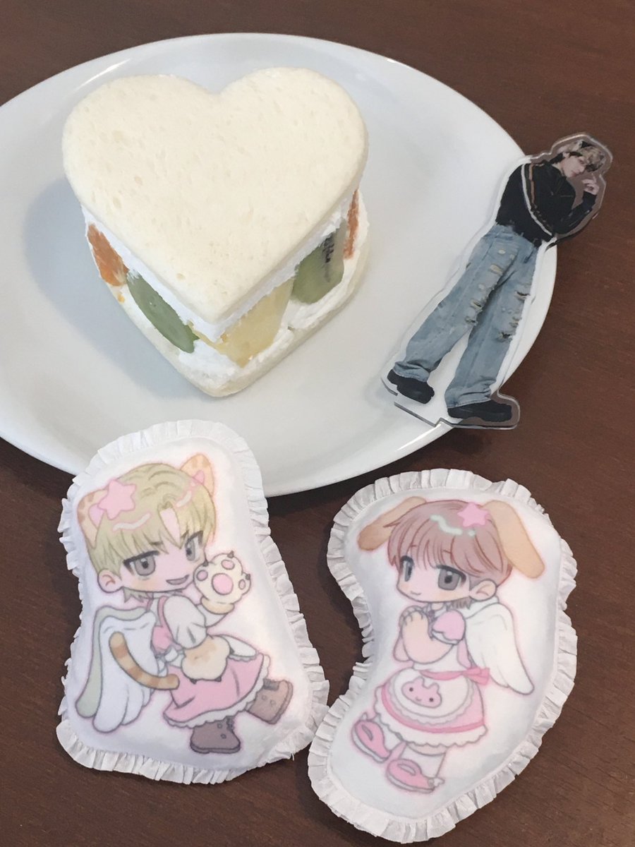 @ (@zizizlp) on Twitter photo 