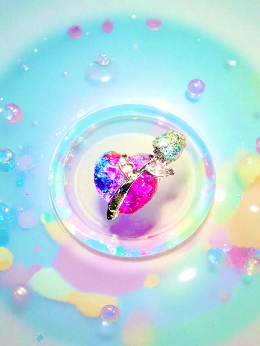 koboto3298's tweet image. SHEINのネックレス
　　　　　　リメイク💅🏻✨😊

ハート🩷はオーロラで‼️

シルバーはジルコニアで✨
　　　　　　　　　✨キラキラ🆙✨

#shein購入品 
#SHEIN 
#アクセ