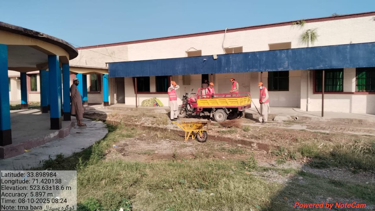 حکومت خیبر پختونخواہ گڈ گورننس روڈ میپ کے تحت ضلعی انتظامیہ خیبر کی زیرنگرانی تحصیل ایڈمنسٹریشن باڑہ کی جانب سے ڈوگرہ ہسپتال میں خصوصی صفائی مہم کا باقاعدہ آغاز،ڈپٹی کمشنر خیبر کے سروس ڈیلیوری دورے کے دوران صفائی صورتحال کی بہتری کیلئے ہدایات جاری کی گئی تھی۔ 
#GoodGovernance