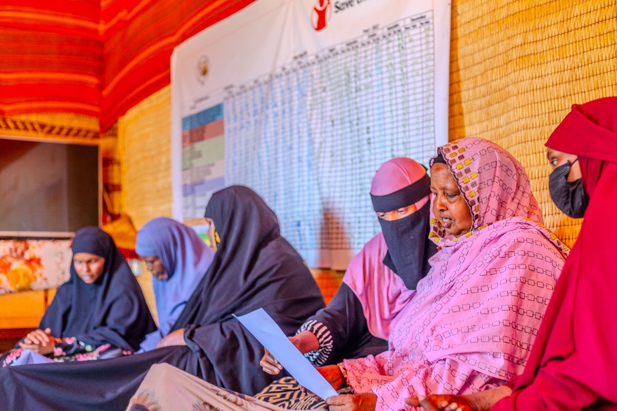 CBCC_Africa's tweet photo. If you couldn’t read, could you still save lives? In Kenya &amp; Somaliland, CHWs are proving they can, with tools designed for low literacy. Pictorial guides &amp; audio-visual training are unlocking confidence &amp; impact. 

Read more: https://t.co/GO8LhYaR2m

#CommunityHealth #SBC https://t.co/i9rQKUrSGw
