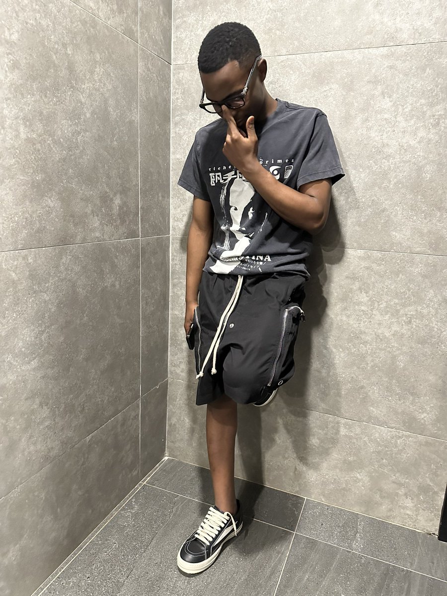 dayoungicon's tweet photo. Niggas can't stop shit, shit continues https://t.co/ndaNL2KDMW