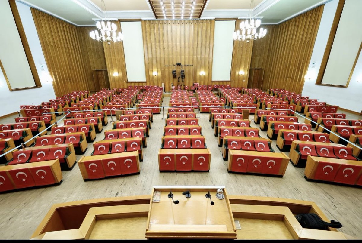 10.30’da bekliyoruz 🇹🇷🇹🇷🇹🇷
TBMM Grup Toplantısı..
# BuVatanBizim