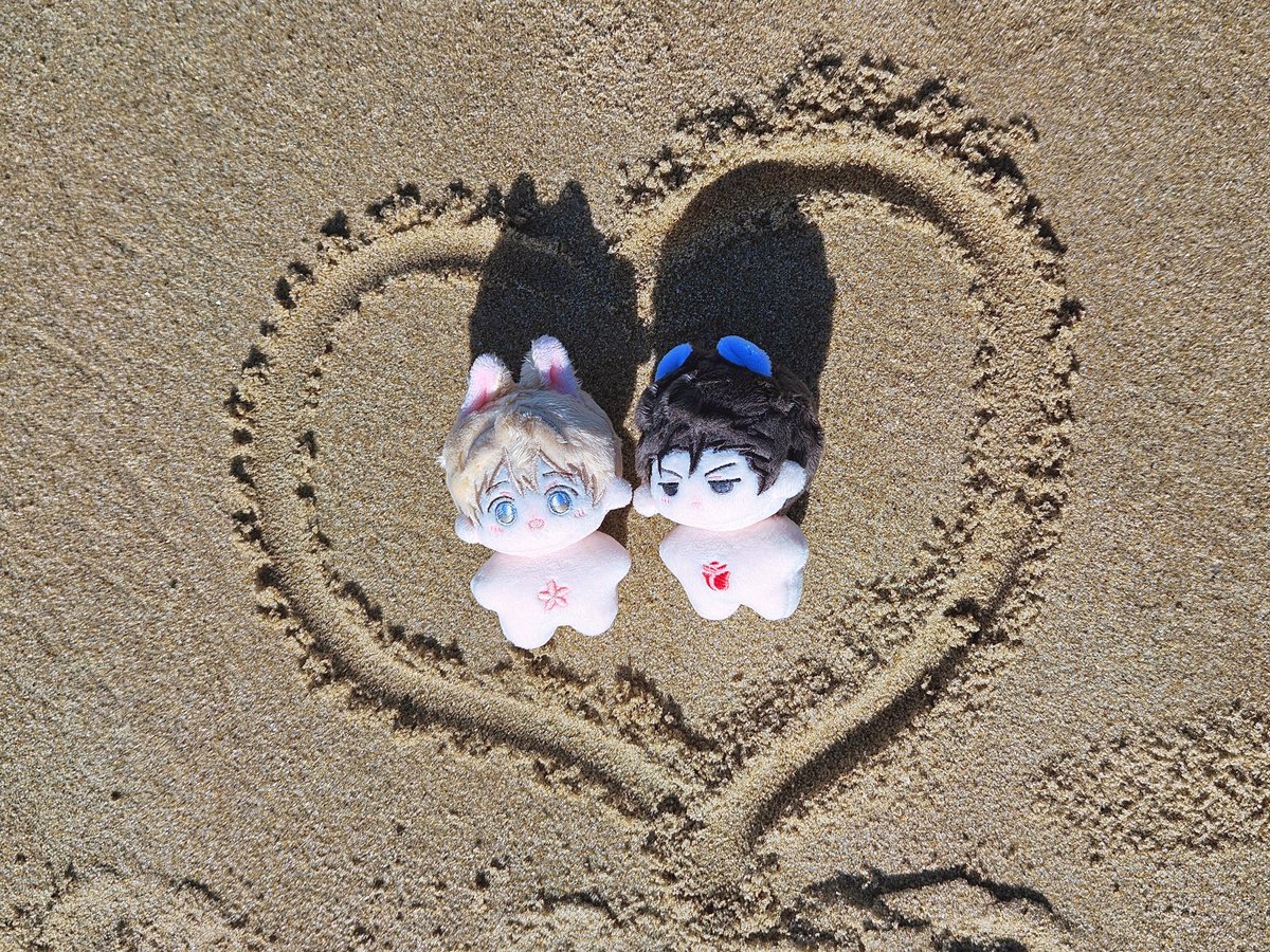 쪼꼬미 나체 커플 😏 누드비치 아닙니다 네
#위험한편의점 #미니위편즈