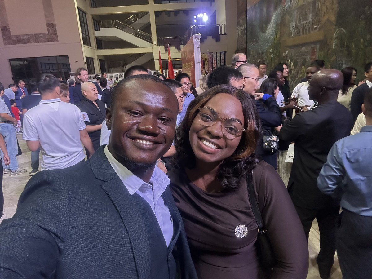 thepaulfrimpong's tweet image. 🇨🇳 𝐂𝐞𝐥𝐞𝐛𝐫𝐚𝐭𝐢𝐧𝐠 𝟕𝟔 𝐘𝐞𝐚𝐫𝐬 𝐨𝐟 𝐭𝐡𝐞 𝐏𝐑𝐂 &amp;amp; 𝟔𝟓 𝐘𝐞𝐚𝐫𝐬 𝐨𝐟 𝐆𝐡𝐚𝐧𝐚–𝐂𝐡𝐢𝐧𝐚 𝐅𝐫𝐢𝐞𝐧𝐝𝐬𝐡𝐢𝐩 🇬🇭

An evening filled with 𝐛𝐫𝐞𝐚𝐭𝐡𝐭𝐚𝐤𝐢𝐧𝐠 𝐜𝐮𝐥𝐭𝐮𝐫𝐚𝐥 𝐩𝐞𝐫𝐟𝐨𝐫𝐦𝐚𝐧𝐜𝐞𝐬

#GhanaChinaRelations ##CulturalExchange @ChinaEmbinGH