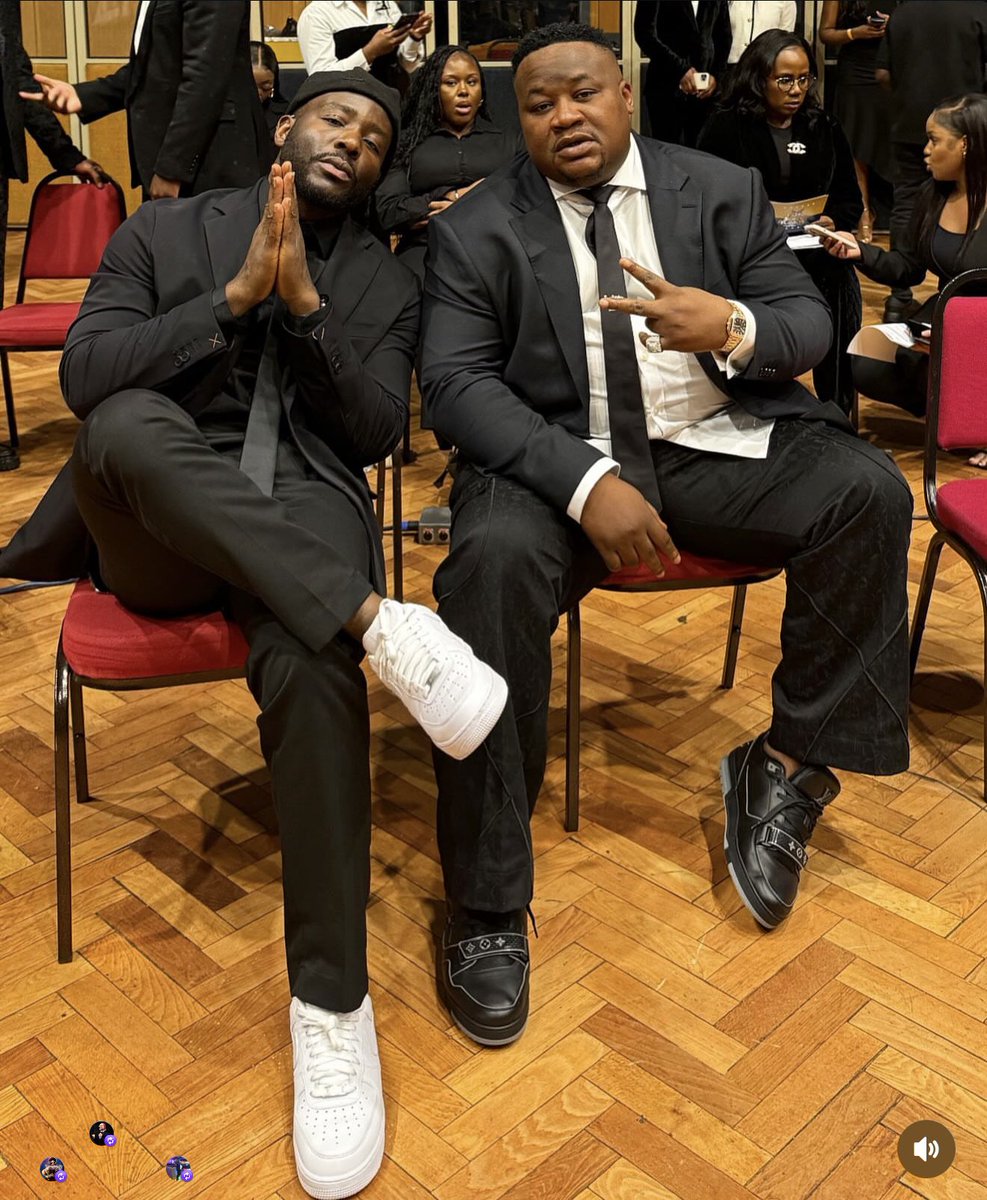 Cpnosmall's tweet photo. Told My Brother @ZoroSwagbag Let's Make Music 🎶 For God &amp; All Our Worries Will All Be In The Past. Google Where We Are Tonight Recording Chibuike With The Luxurious Spac Nation Choir Of @TobiAdegboyega_ 

#CpNoSmally 🙌 https://t.co/qwJ1H7a6hT