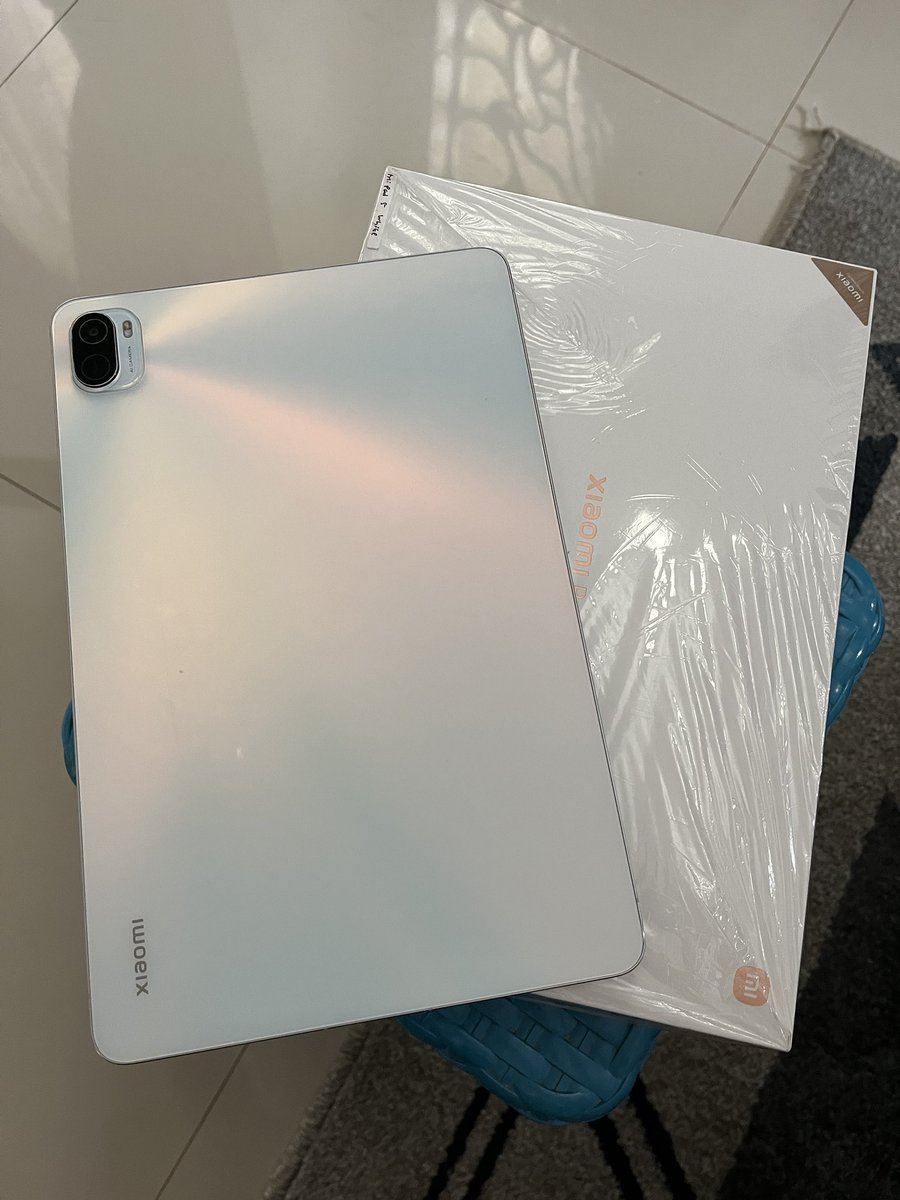 age_std's tweet image. WTS / want to sell

Xiaomi Pad 5 / Mipad 5 6/256gb 
💸 3,3jt nego tipis

Smart stylus pen mi pad
💸 1jt nego tipis

✅ Mulus 98%
✅ Box + unit
✅ Semua Fungsi lancar 

📍 COD Semarang only / toko 🍊
tag. wtb wts xiaomi pad mipad 5 smart stylus pen mi pad gen 1 second