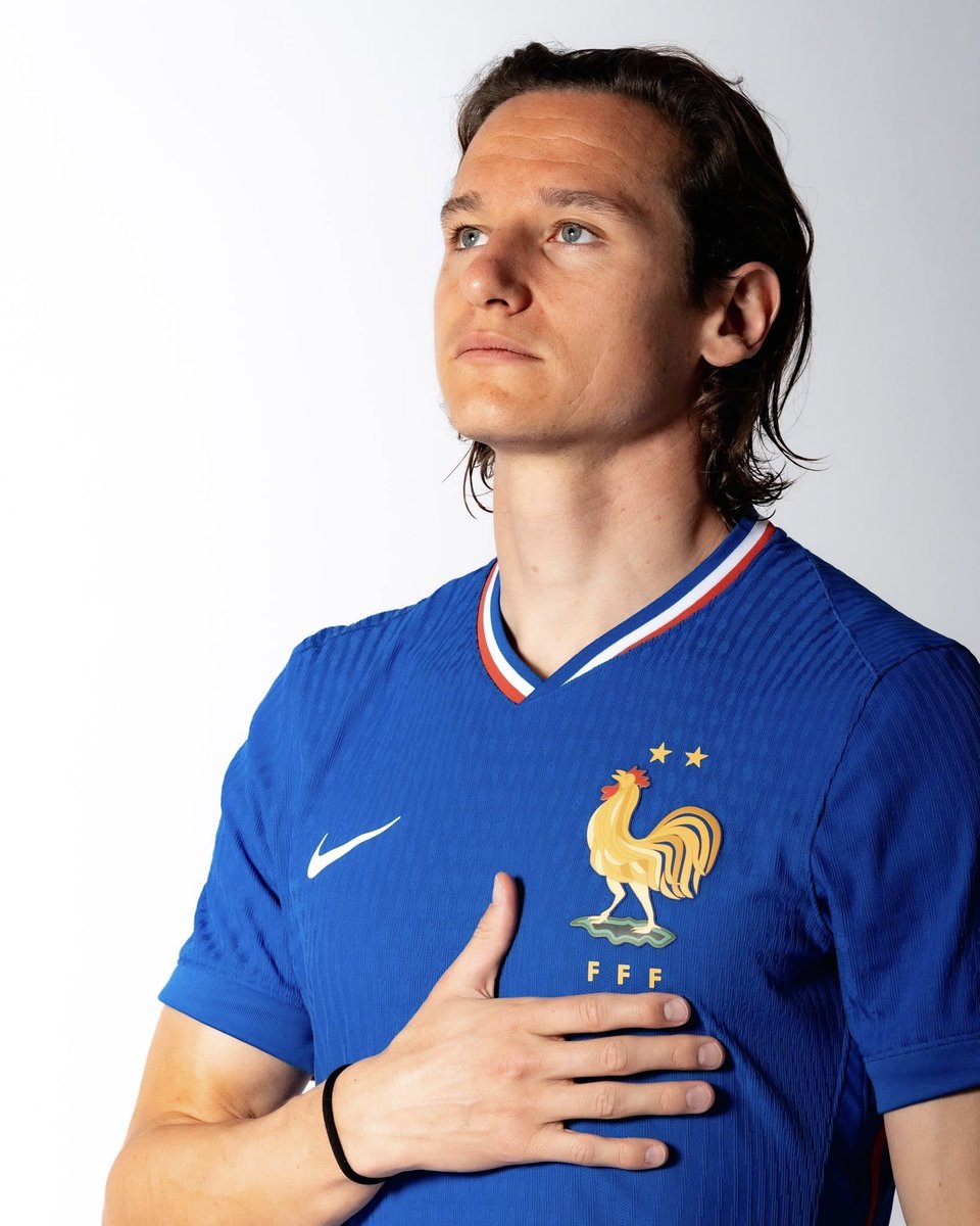 Laulaurcl's tweet image. Je pose ça la pour les rageux de Thauvin ;)
#RCLens #Ligue1 #Thauvin #FiersdetreBleus