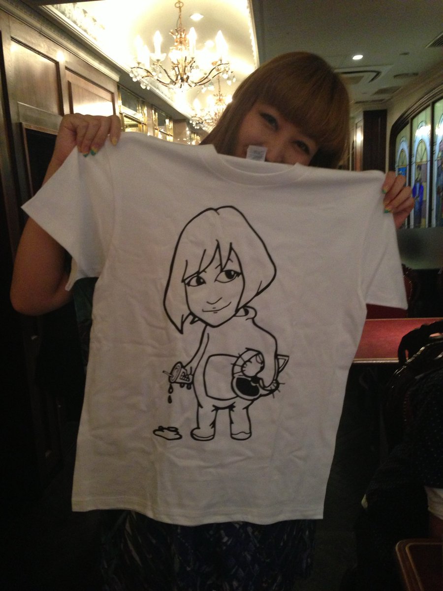 _NANN_'s tweet photo. 私13年前からアイコン変えてないみたい。君が描いてくれた私以上に私が思う私らしい私に出会えないみたい。 https://t.co/shoCl0mOGG