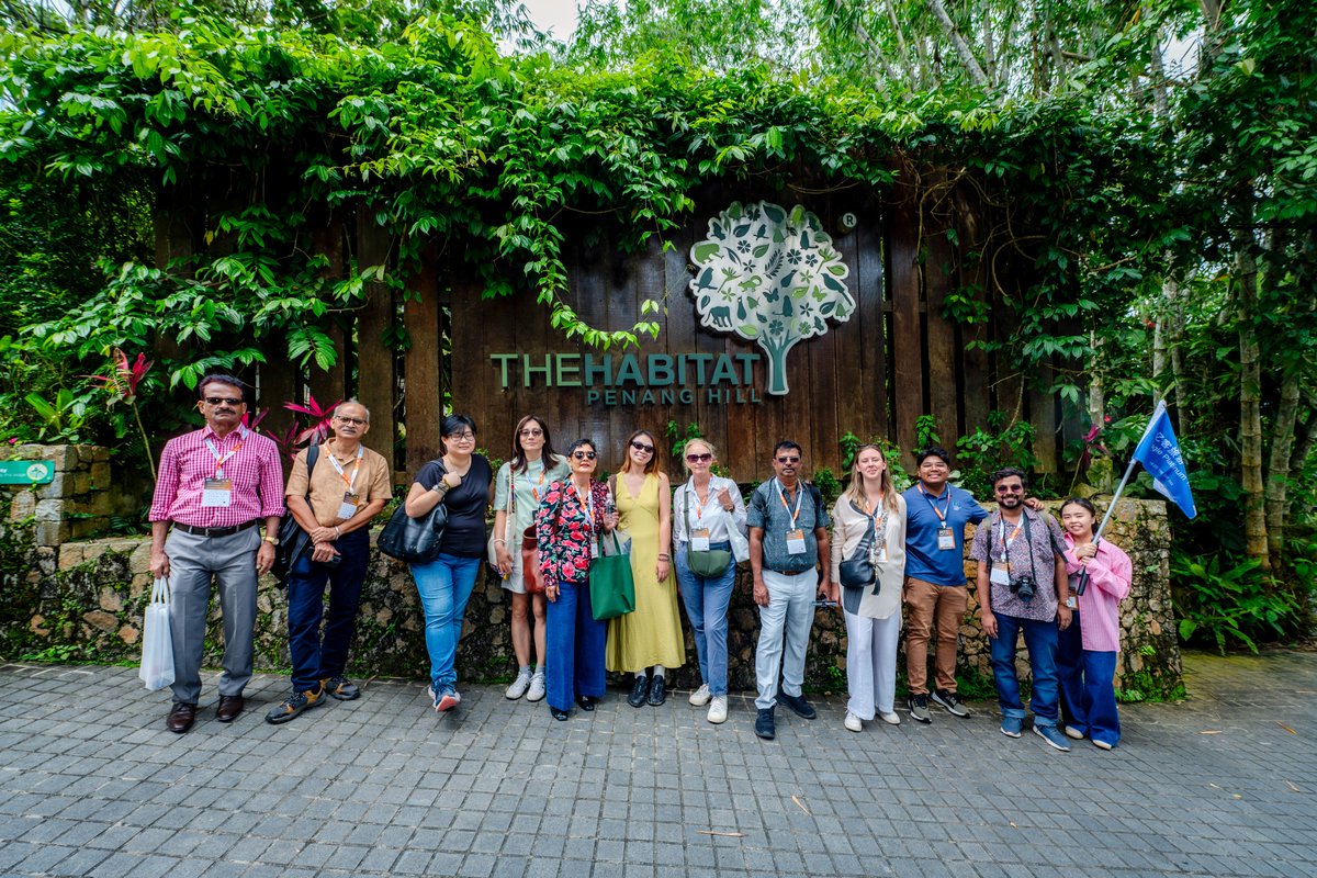 PCEB_MY's tweet photo. The media familiarisation trip then continued with a nature-guided walk at The Habitat Penang Hill, where the participants explored the lush rainforest and discovered its fascinating biodiversity.
#PCEB #PITE2025 #MediaFamTrip #TheHabitat #BusinessEventsPenang #BelonginPenang https://t.co/ieMzuF6wh2