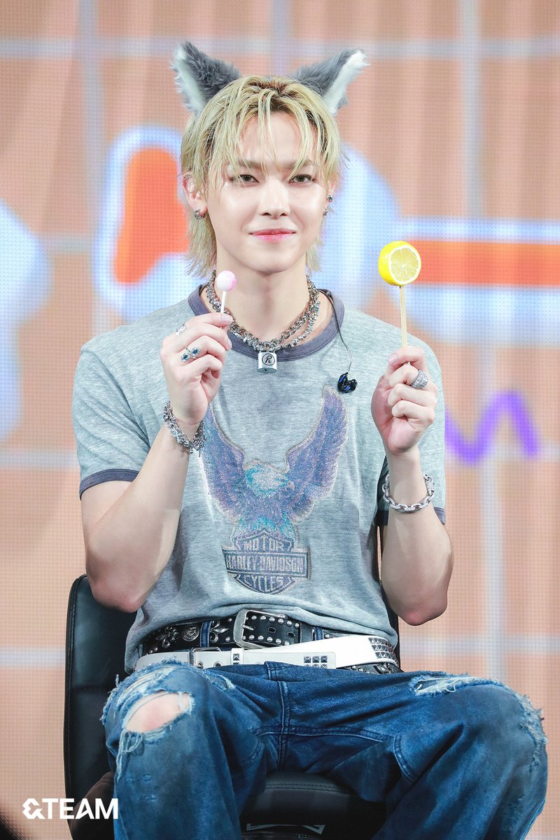 &TEAM 縁DAY ユニフォーム＋タオル NICHOLAS★ニコラス★ NEWS | &TEAM OFFICIAL SITE