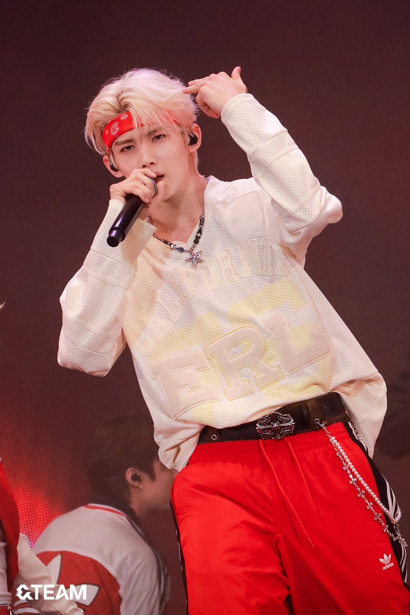 &TEAM OFFICIAL tweet media