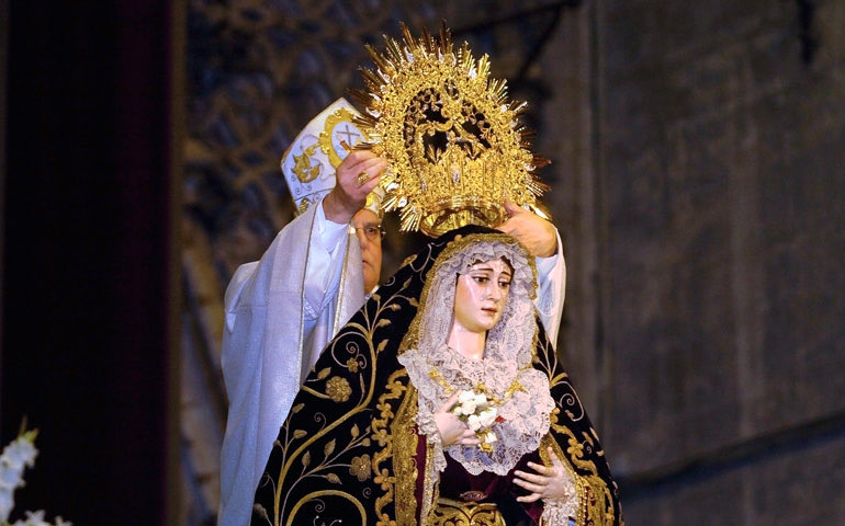 🤎 𝟐𝟎 𝐀𝐍̃𝐎𝐒 𝐂𝐎𝐑𝐎𝐍𝐀𝐃𝐀

Hoy, 8 de octubre, nuestra querida <a href="/HdadBuenFin/">Hdad. Sacramental del Buen Fin</a> celebra el XX aniversario de la Coronación Canónica de Nuestra Señora de la Palma

Desde su banda de Las Nieves de Olivares, felicitamos a todos sus hermanos y devotos por dicha efeméride