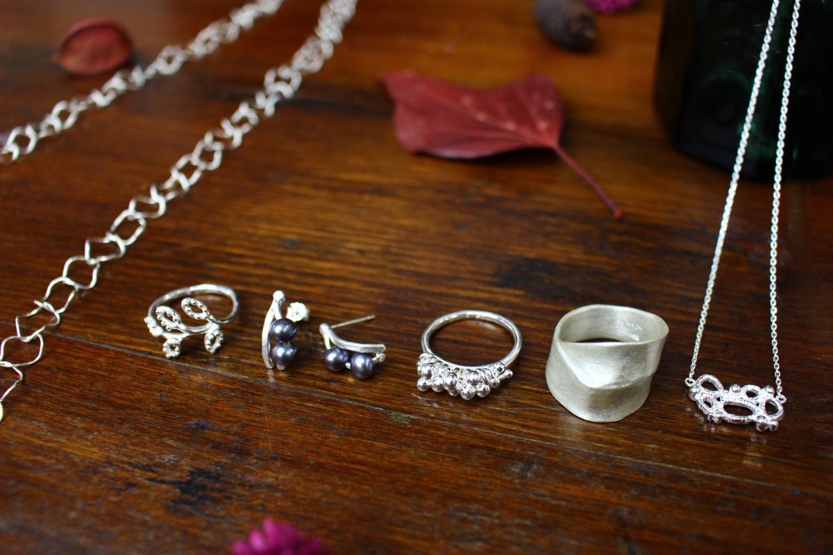 アクセサリー Kee K10 ペアシェイプ ロードライトガーネット ネックレス – anybelle