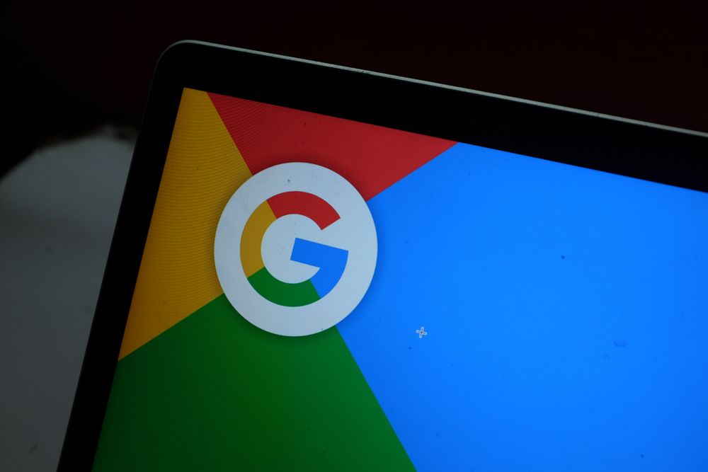 Innermedia's tweet image. 🕵️Google is always watching…
Your website isn’t just being judged by visitors, it’s being ranked by algorithms every second. ⚡
That means speed, content quality, mobile-friendliness, and backlinks all matter more than you think.

#SEOhacks #DigitalMarketing #WebsiteTips #SEO