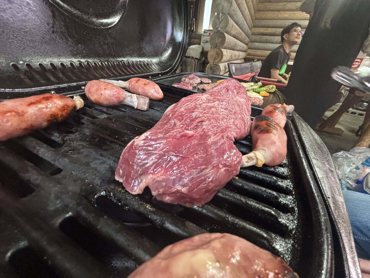 tact_0502's tweet image. 最後の晩餐はもちろん飛騨牛。