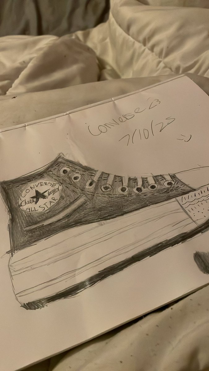 7/10- Our continued art and crafts session was a success with the #hypercyberyouthproject seniors look at these displays we had!