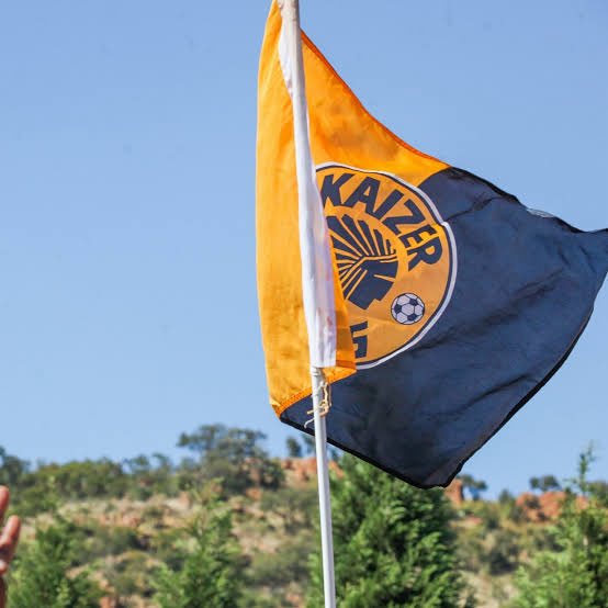 🔴💣 Breaking. 

Chiefs can finally use Asanele Velebayi and Luke Baartman after Hilton Epstein declares them legally free agents. 

CT Spurs must immediately issue clearances for the players to join their new clubs. 

#sabcsport411