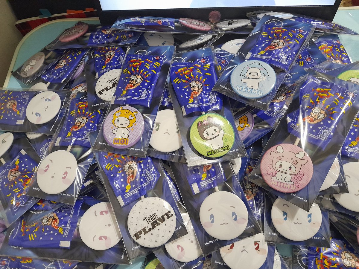 🔁 &amp; ❤️ are appreciated

Dash: Quantum Leap in Jakarta freebies by <a href="/plafive/">ail 🌻</a>

🎁 1 pin button + candy
📍 BCIS 🏖
📝 please don't throw it away or sell 🙅‍♀️

⚠️ limited qty ⚠️

see you there, PLLIs! 🫶

#AsterumToTerraJKT
#PLAVETOURJAKARTA 
#2025_Dash_Quantum_Leap_in_Jakarta