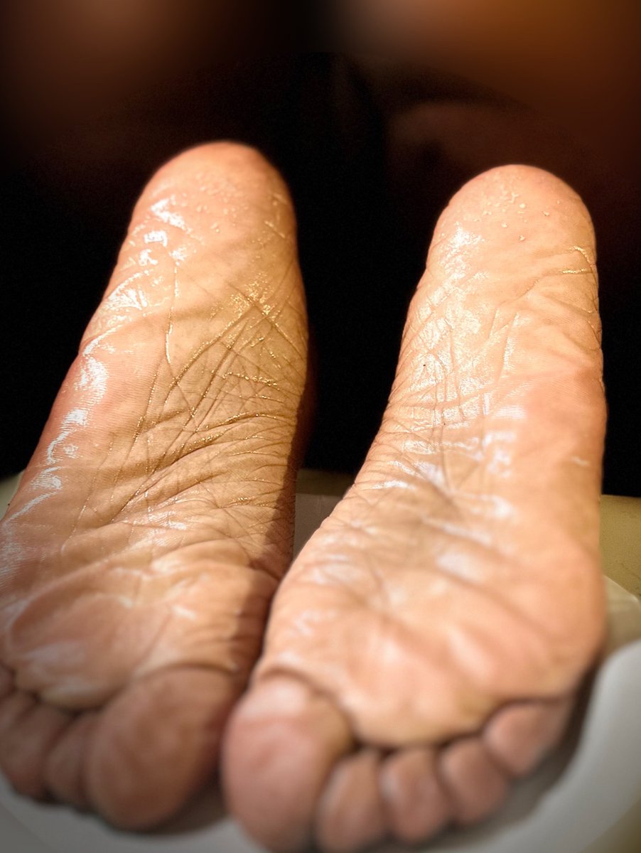 AuraMoods tweet media