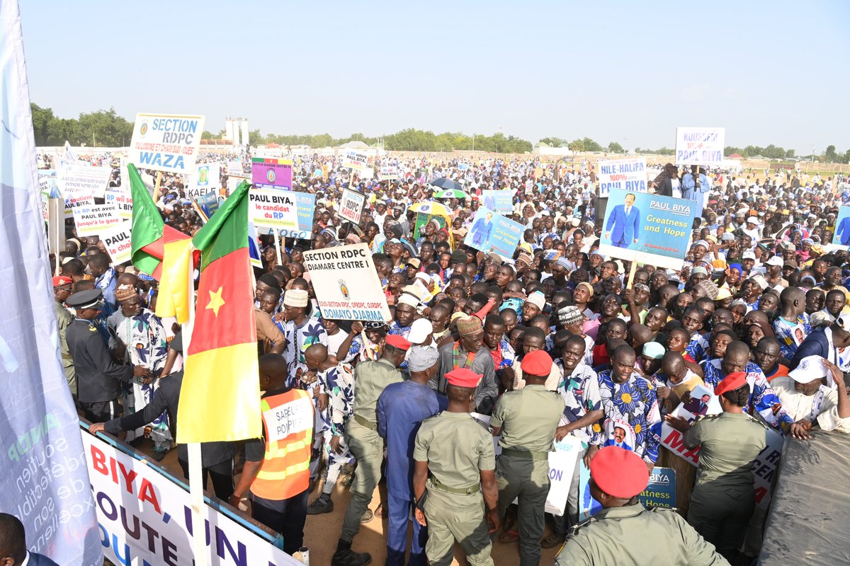 President Paul BIYA tweet media