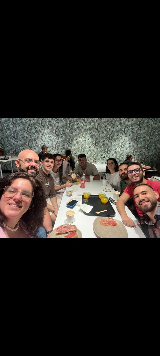 luisoc_02's tweet photo. Viajecito increíble a Mallorca con la empresa🏝️

Fusión 🇪🇸🇳🇱 https://t.co/naxShyTyIp