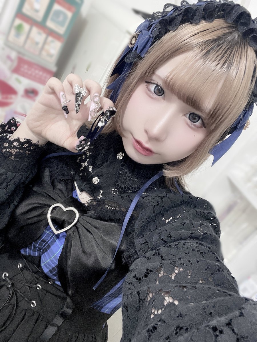 ろぐいん🌟

22じまで❕

<a href="/cafe_myfam/">☀️ myFam 🌙</a> ❤︎

📍浪速区難波中2-4-2スペース難波601