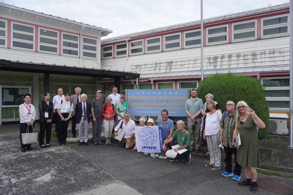 RERFsince1975's tweet photo. 長崎で開催されました核戦争防止国際医師会議世界大会（IPPNW）の参加者の皆さんが、放影研広島研究所にもお越しになりました。 https://t.co/xyTz3ec2oM