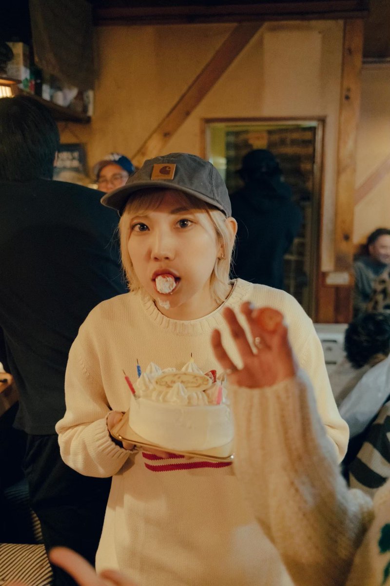 aburinatown's tweet image. 【 Happy Birthday🎂🔥】

今日10月8日は、
Gt/Vo ゆきなりのお誕生日㊗️
おめでとう！いつもありがとう🧸🎈
生誕祭じゃ！！！！！