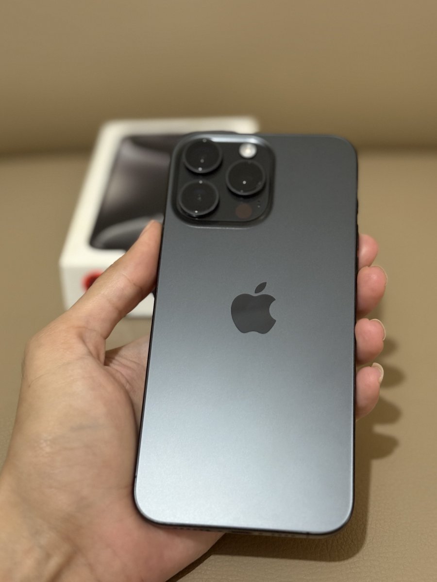 yogienwar's tweet image. WTS/Jual iPhone 15 Pro Max 256 Garansi iBox on sampe Nov 2025
Fullset bawaan original
No minus
Ori semua ga pernah servis
Body like new pisan
BH 90% on going
Rp 16.500.000
📍Bekasi/Jkt
Ijin om @bhaguz_403 @MulkyIcal @excelfangs