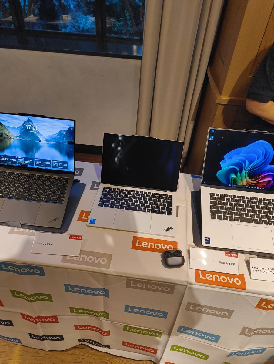 Rinatamu_ITDR's tweet photo. #ThinkPad X9 の白バージョンめっちゃかっこよくない??
#ThinkPadBirthday #LenovoProコミュニティ https://t.co/NPTnBUTh3e