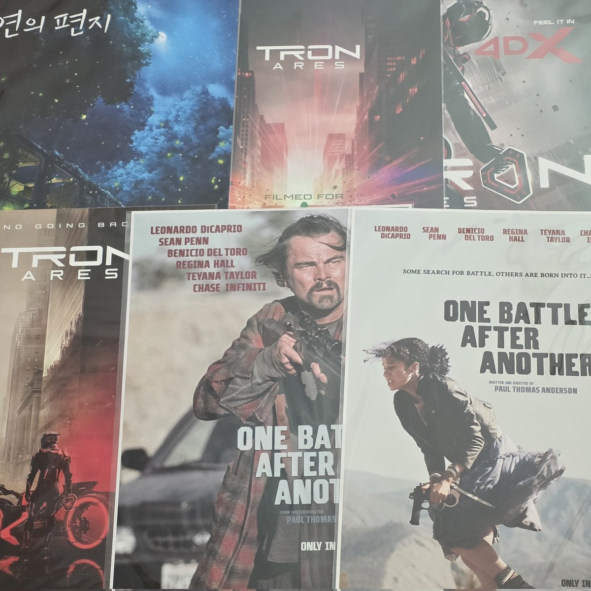 트론: 아레스> 특별관 포스터, 메가박스 포스터, 스페셜티켓, 아트카드 <연의 편지> 폴라로이드 세트+(씨네큐스티,포스터) <모노노케  히메> 렌티큘러 엽서+(전단) <극장판 귀멸의 칼날 : 무한성편> 상현 아코디언북 <극장판 체인소 맨: 레제편> 포토카드 <BTS  MOVIE WEEKS ...